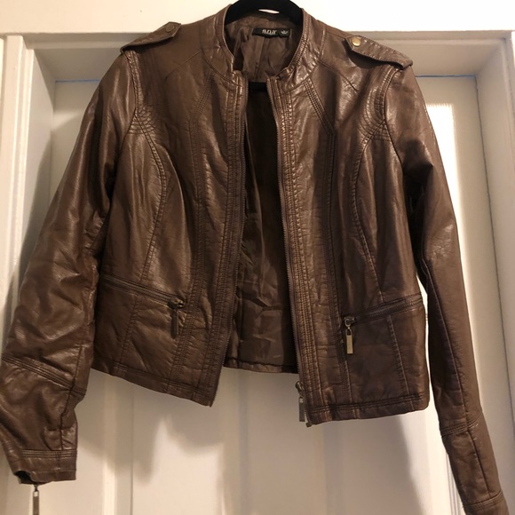 Leather jacket - Picture 2 of 2